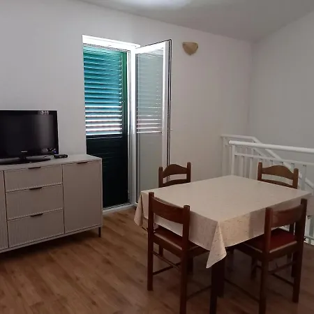 Σπίτι διακοπών Hilly House - Βις